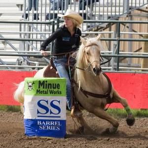 Meet your Posher, Kayla